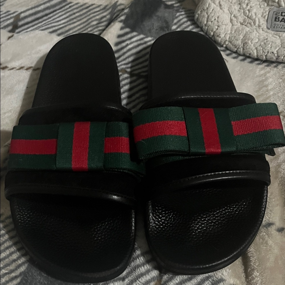 Gucci Black satin bow slides